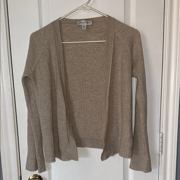 Amour Vert Sweaters - Amour Vert Light Taupe Wool Ribbed Knit Open Front Cardigan Sweater SZ Medium